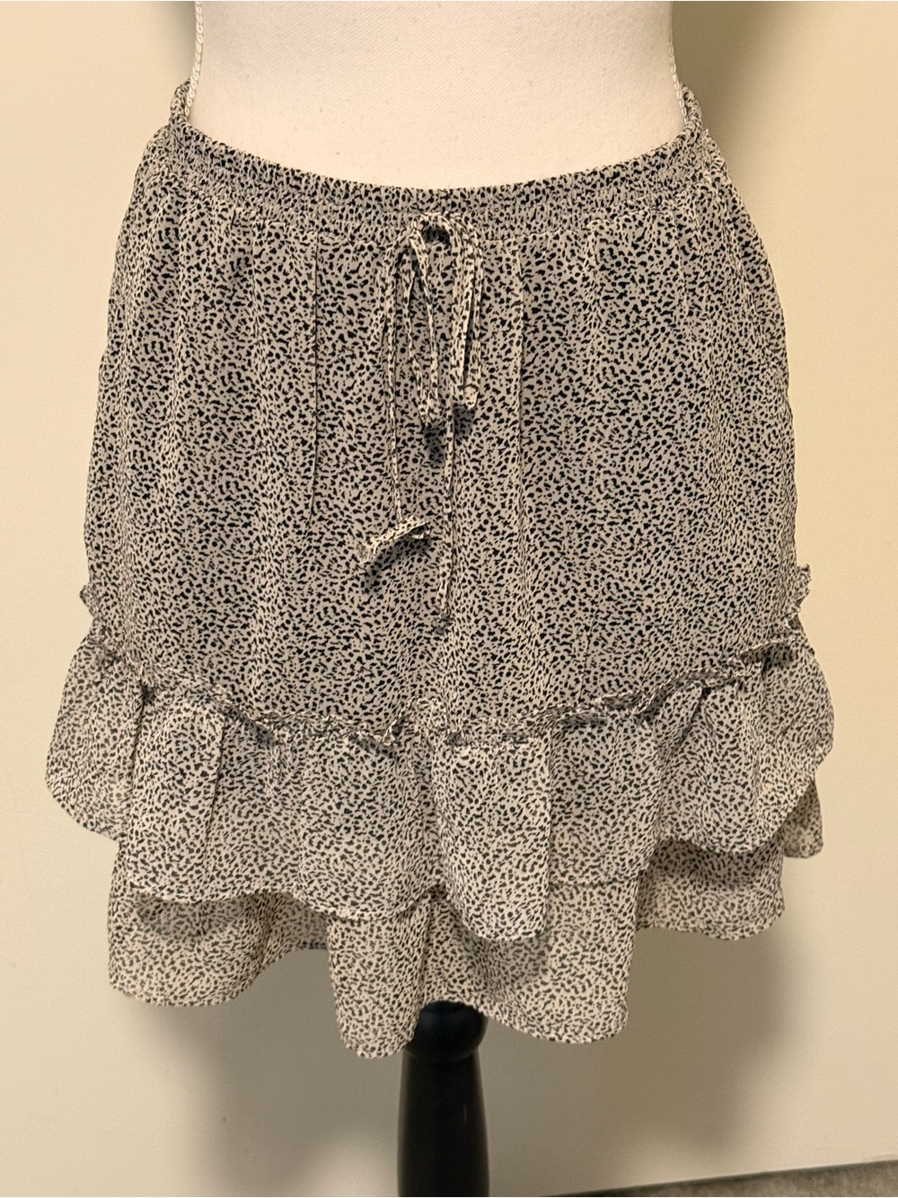 Sienna Sky Skirt Size M